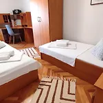 Deluxe Pervan Apartamento
