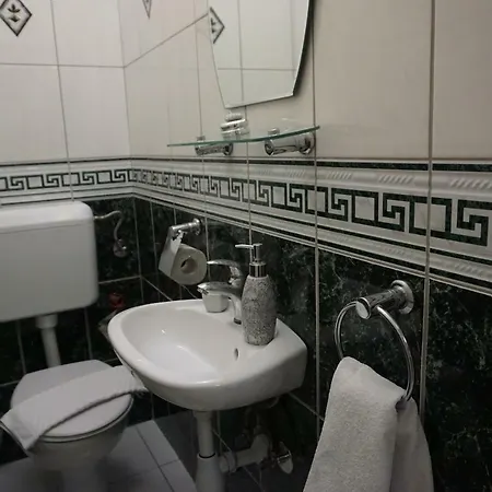 Deluxe Pervan سبليت