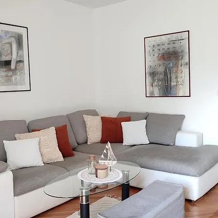 Deluxe Pervan Appartement *
